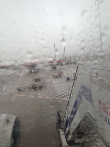 上海虹橋空港向けハンドキャリー3