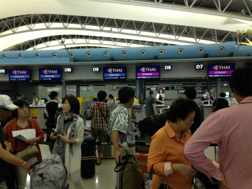 関西空港～バンコク・スワンナプーム国際空港向けハンドキャリー1