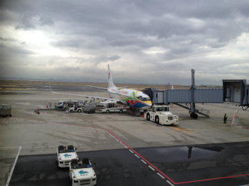 関空～クアラルンプール向けハンドキャリー1