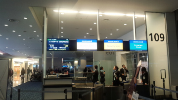 東京～ジャカルタ向けハンドキャリー1