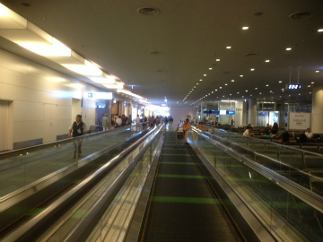 羽田空港～インド・インディラガンディー国際空港向けハンドキャリー1