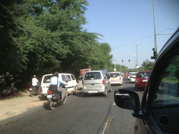 羽田空港～インド・インディラ・ガンディー国際空港向けハンドキャリー2