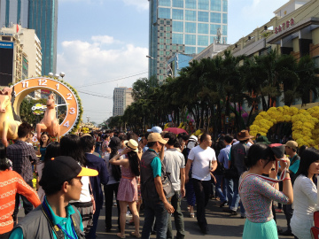 ベトナム　テト（旧正月連休）のハンドキャリー