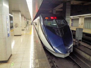 成田空港～中国・天津向けハンドキャリー