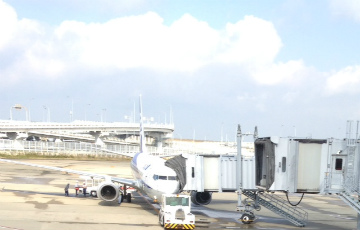 関西空港～中国・大連向けハンドキャリー