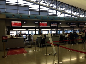 関西空港～中国・広州向けハンドキャリー1