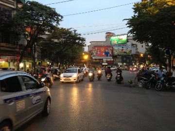 台湾・台南駅～ハノイ・ノイバイ空港向けハンドキャリー2