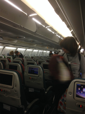 成田空港～トルコ・ブルサ向けハンドキャリー1