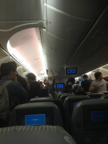 羽田空港～中国・北京空港向けハンドキャリー1