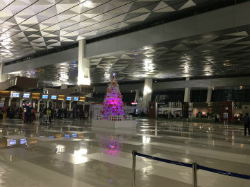 羽田空港～インドネシア・スラカルタ（ソロ）向けハンドキャリー2