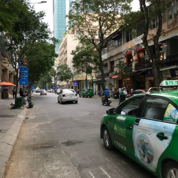 ベトナム・ホーチミン市～成田空港向けハンドキャリー2