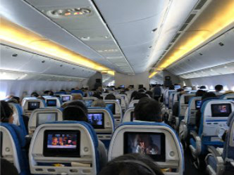 関西空港～インド・ムンバイ向けハンドキャリー1