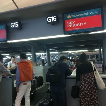 関西空港～カンボジア・プノンペン空港向けハンドキャリー1