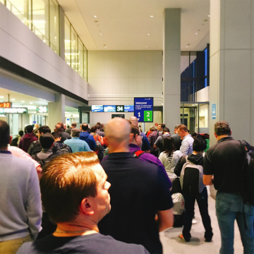 成田空港～メキシコ・グアダラハラ向けハンドキャリー1