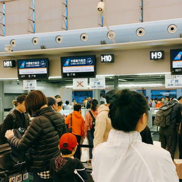 関西空港～広州向けハンドキャリー1