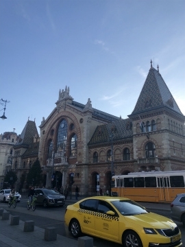 成田空港（NRT）～ハンガリー・ブダペスト（BUD）向けハンドキャリー2