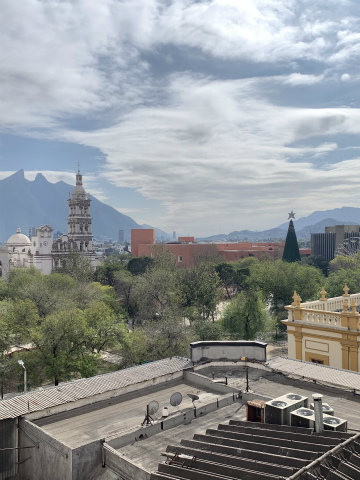 羽田空港（HND）～メキシコ・モンテレイ（MTY）向けハンドキャリー2
