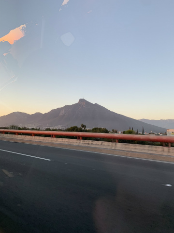 羽田空港（HND）～メキシコ・モンテレイ（MTY）向けハンドキャリー3