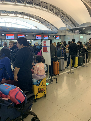 関西空港（KIX）～タイ・シラチャー向けハンドキャリー1