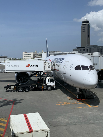 成田空港（NRT）～メキシコシティ空港（MEX）ハンドキャリー1