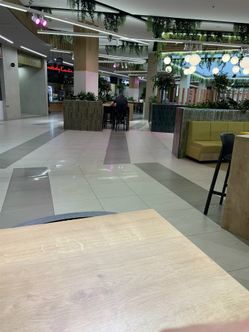 関西空港（KIX）～ハンガリー・ブダペスト向けハンドキャリー3